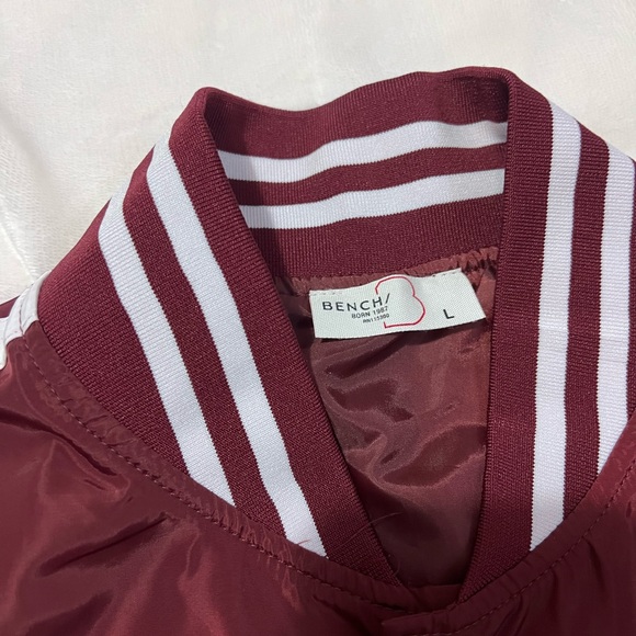 Maroon and white bench bomber jacket (size Large) - Picture 2 of 9